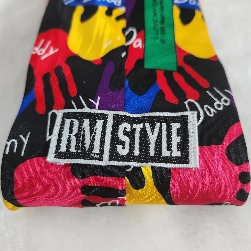RM Style Ralph Marlin Black Silk Vintage 1996 I Love My Daddy Hands Necktie Tie